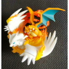 Pokemon TCG Reshiram & Charizard-GX Figure +/-6cm
