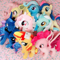 Pokemon knuffels, Digimon, My little pony en andere Anime Knuffels