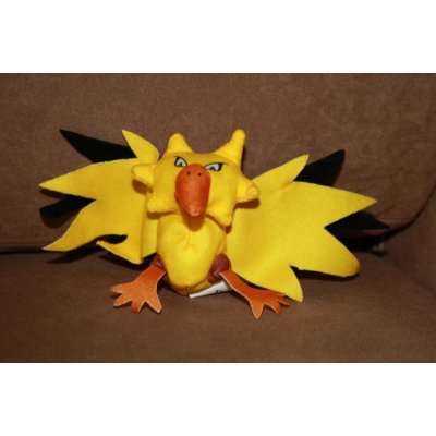 Officiële Pokemon knuffel Zapdos burger king +/- 20CM