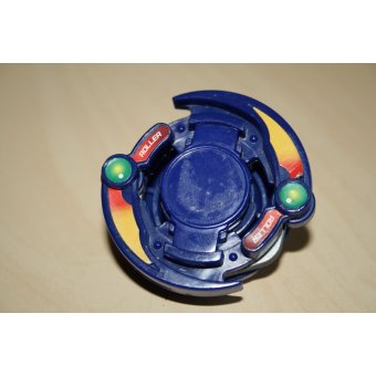 Beyblade Roller Defenser (gebruikt) 